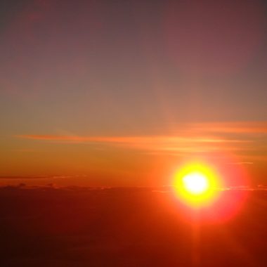 "Sun" by 彳亍天下 is licensed under CC BY 2.0.