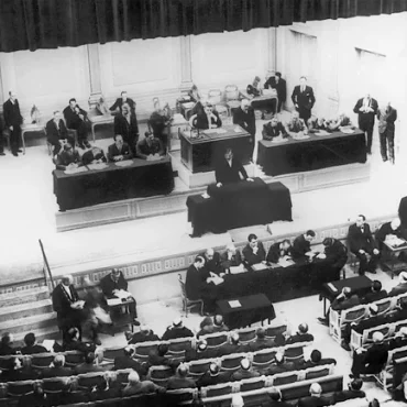 conf_republique_assassinee_diapo.